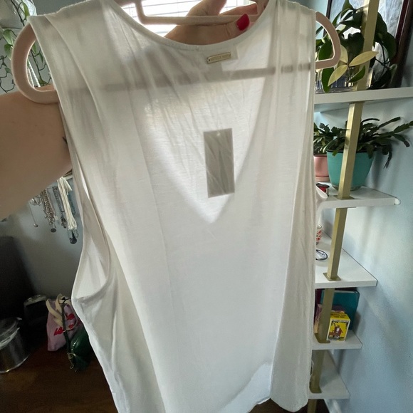 🆕Michael Kors Sheer White Sleeveless Top 2x - Picture 4 of 6